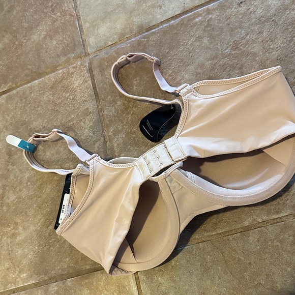 BNWT Bali Soft Pink Underwire Bra size 38C - Picture 6 of 7